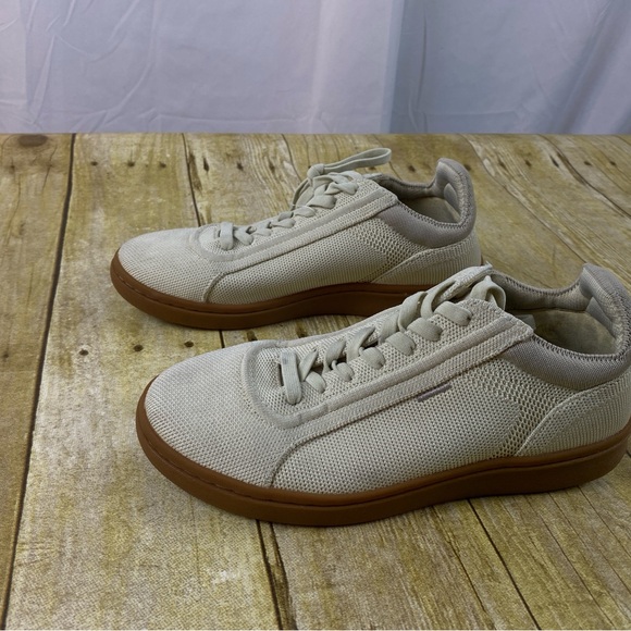 Women's‎ Athletic Sneakers - Cream and Brown - Picture 4 of 8